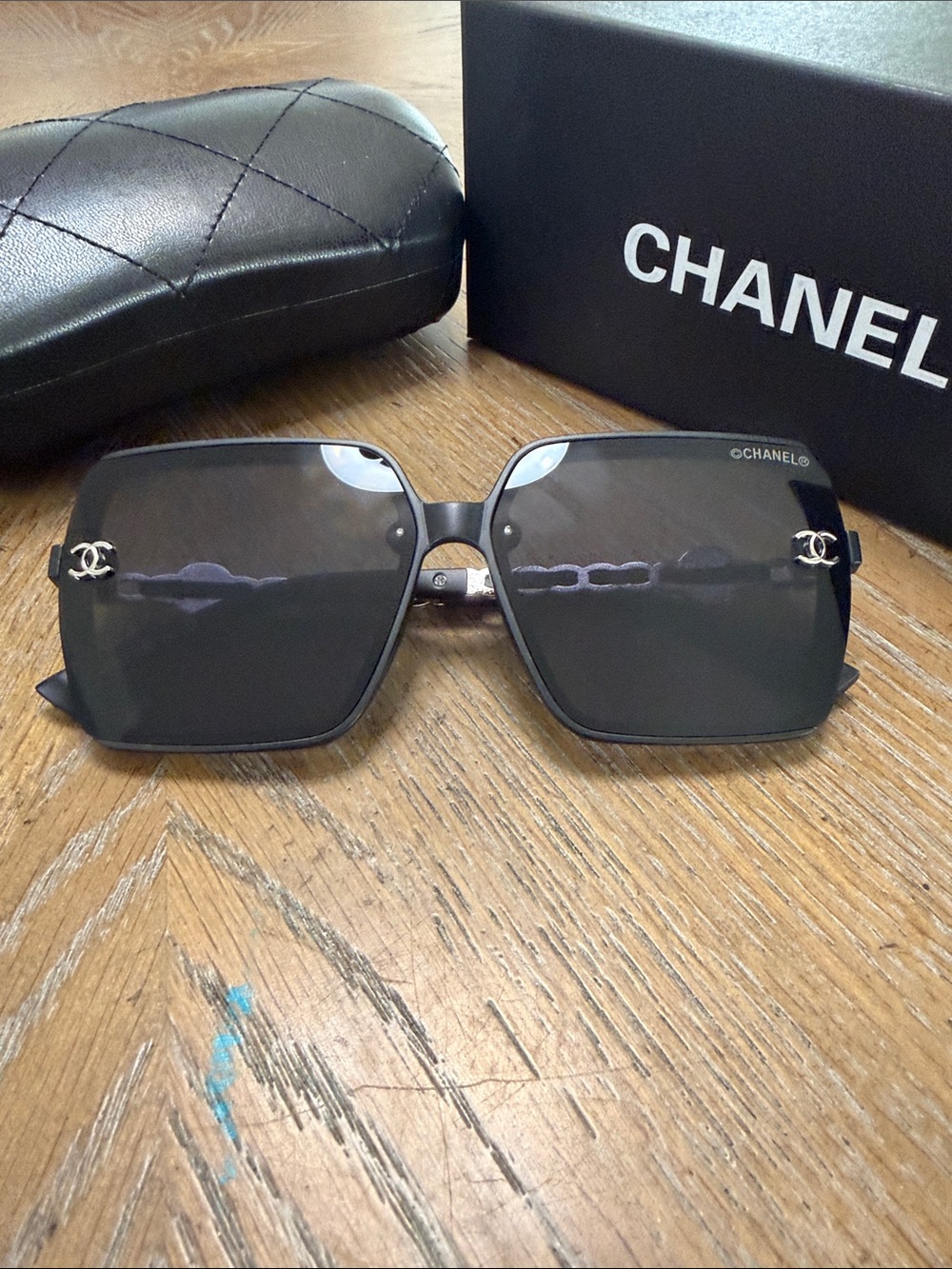 CHANEL Black Oversized Square Sunglasses with Silver CC Accents - Picture 2 of 9